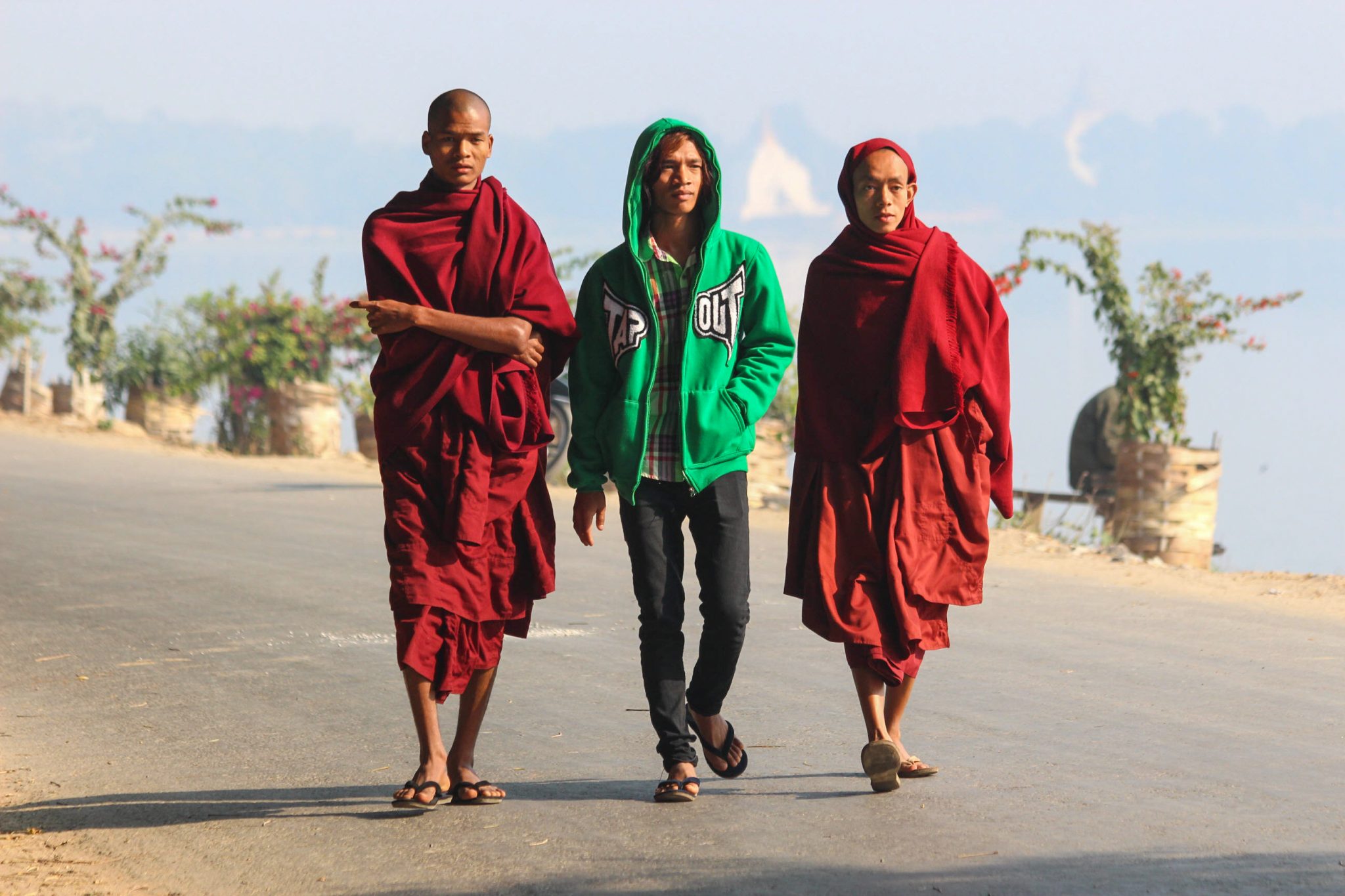 Local men, Taungthaman Lake, Mandalay, Myanmar