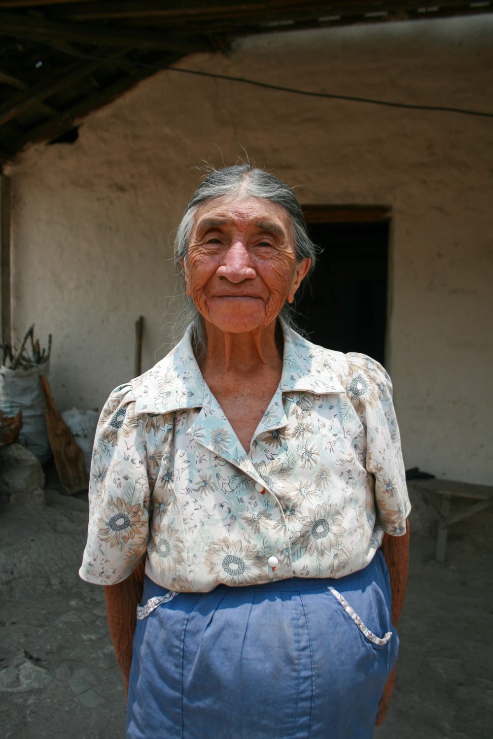Lenca woman, Belén Gualcho, Honduras